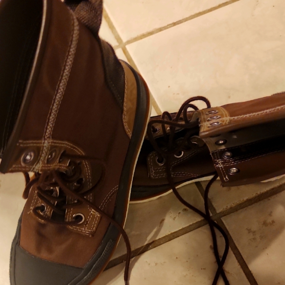 Converse Women's Brown Lace-Up Boots